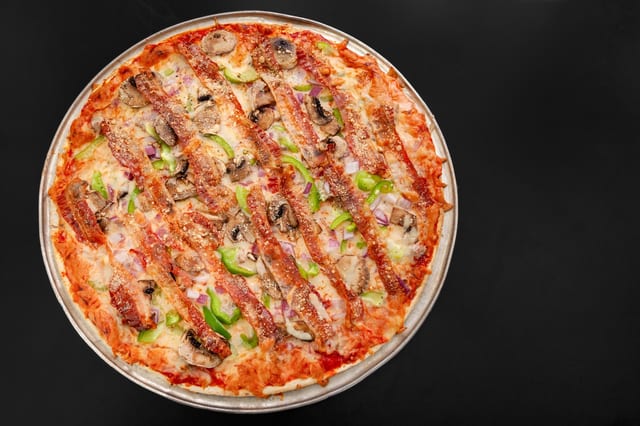 Deluxe Pizza.